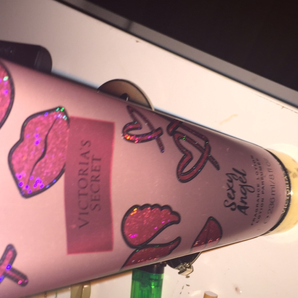 Victoria secret body lotion